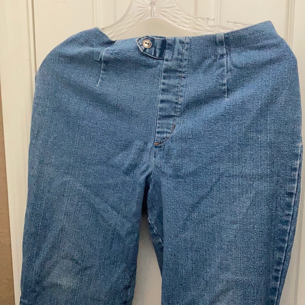 FINAL MARKDOWN Denim and company pull on jeans petite small